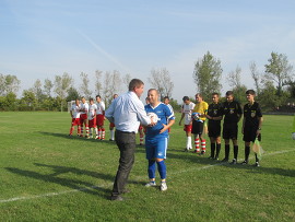 В памет на Михаил Алексиев бе преименуван стадионът в&hellip;