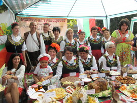 Пъстри трапези разпънаха в Джулюница, проведе се и&hellip;