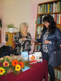 Представяне на любовна трилогия бе направено в&hellip;