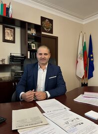 Поздрав на Кмета Васил Христов по случай Възкресение&hellip;