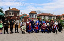 Със зрелищна възстановка и песни хайдушки премина…